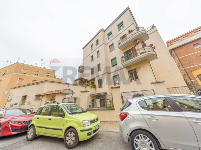 appartamento in vendita a Roma in zona Gianicolense