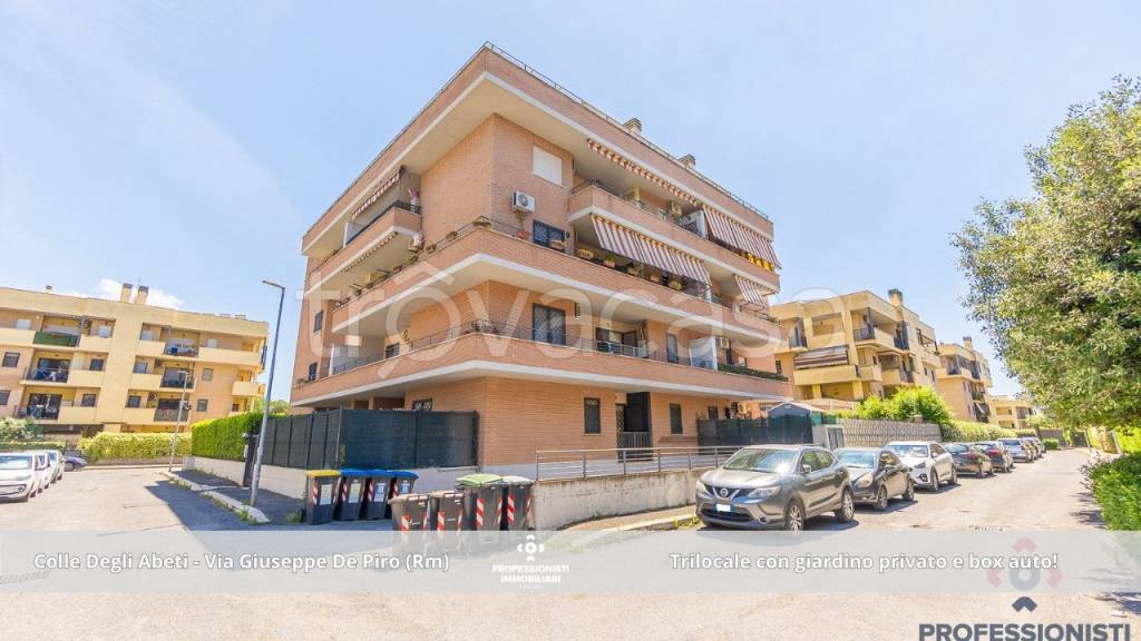 appartamento in vendita a Roma in zona Torre Angela