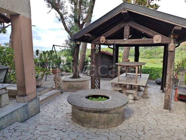 appartamento in vendita a Roma in zona Torre Angela