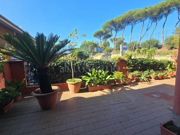 appartamento in vendita a Roma in zona Primavalle