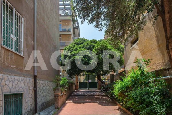 appartamento in vendita a Roma in zona Gianicolense