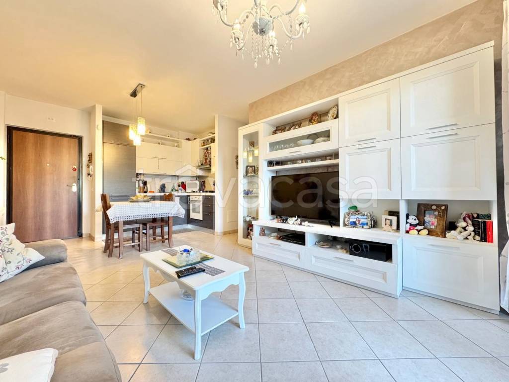 appartamento in vendita a Roma in zona Ponte Mammolo