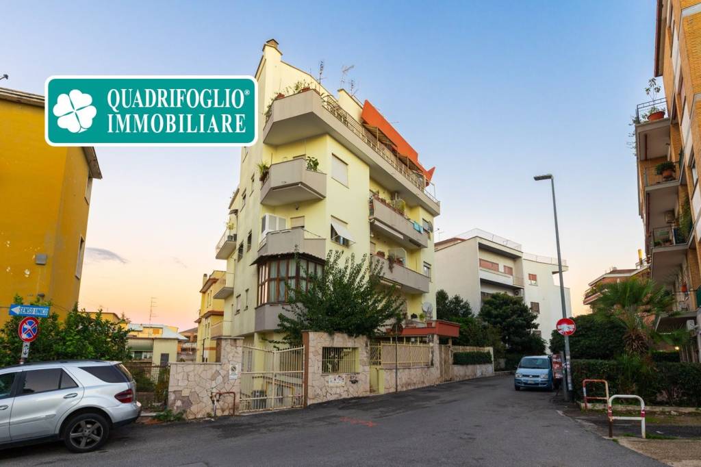 appartamento in vendita a Roma in zona Monte Sacro/Talenti