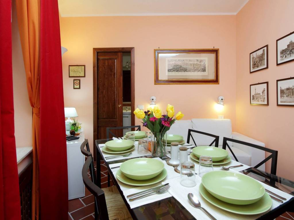 appartamento in vendita a Roma in zona Tuscolano