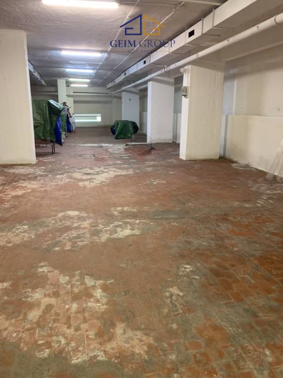 locale commerciale in vendita a Roma in zona Gianicolense