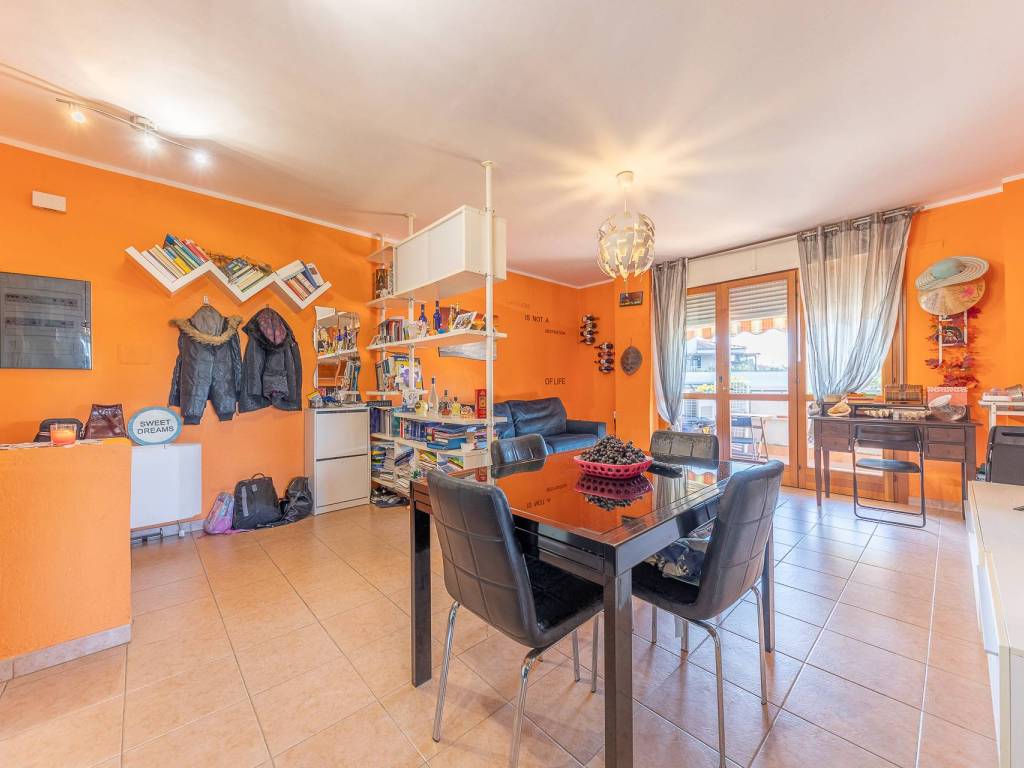 appartamento in vendita a Roma in zona Casalotti