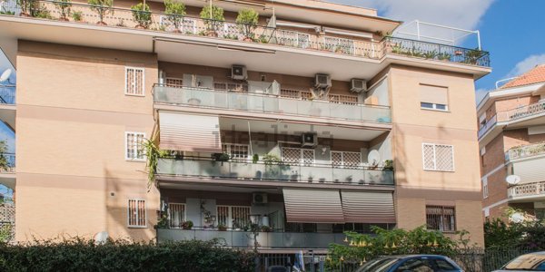 appartamento in vendita a Roma in zona Portuense