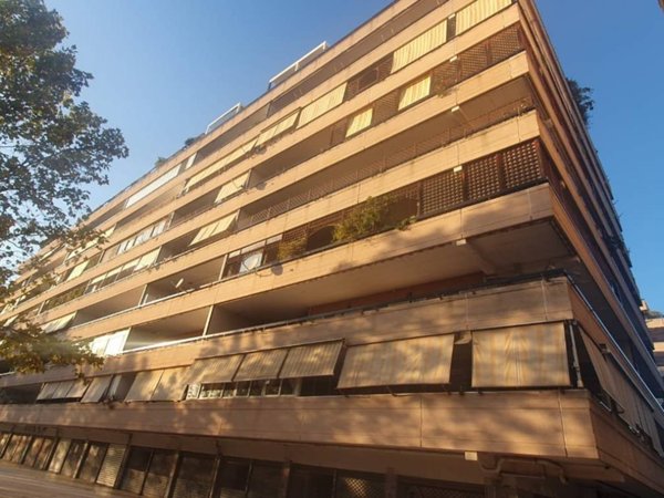 appartamento in vendita a Roma in zona Ardeatino