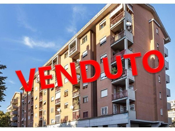 appartamento in vendita a Roma in zona Torrino