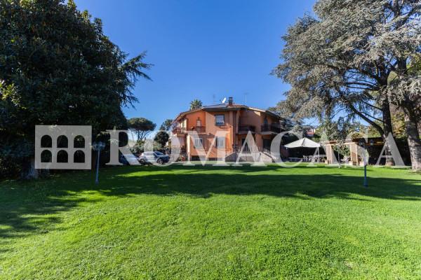 casa indipendente in vendita a Roma in zona Mostacciano