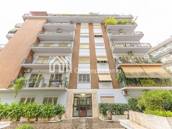 appartamento in vendita a Roma in zona Monte Sacro/Talenti