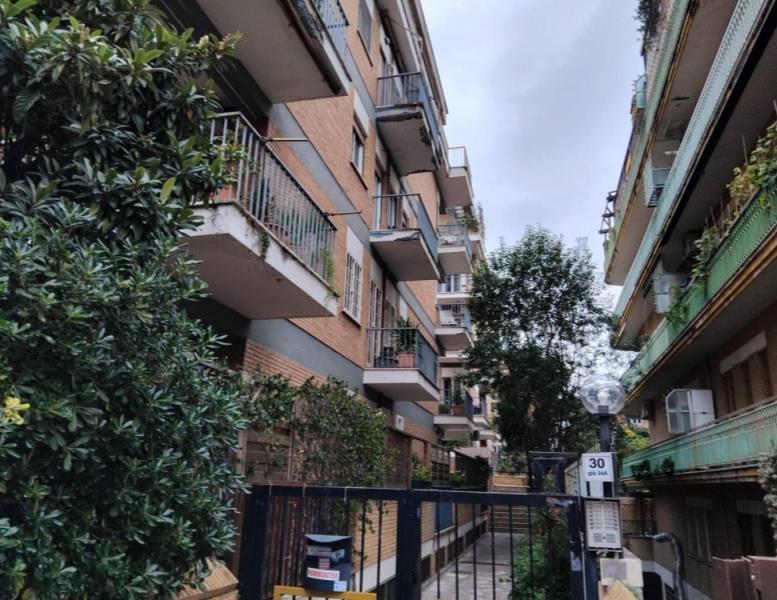 appartamento in vendita a Roma in zona Monte Sacro/Talenti