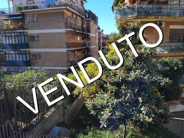 appartamento in vendita a Roma in zona Monte Sacro/Talenti