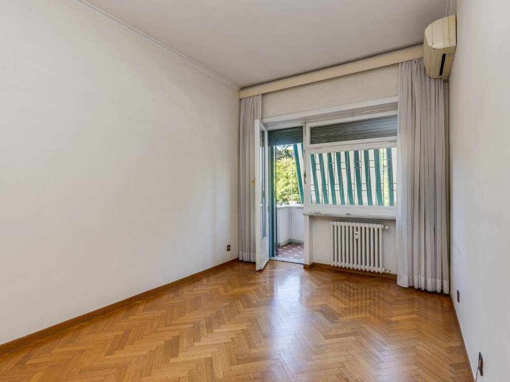 appartamento in vendita a Roma in zona Tomba di Nerone