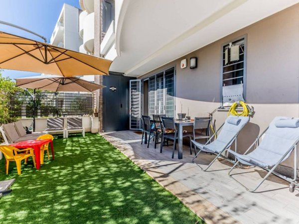 appartamento in vendita a Roma in zona Ardeatino