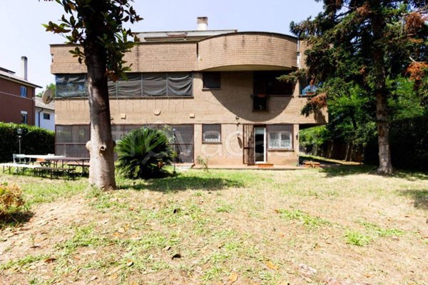 appartamento in vendita a Roma in zona Ponte Mammolo