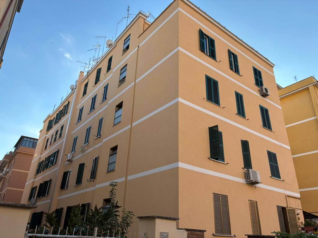 appartamento in vendita a Roma in zona Prenestino-Centocelle