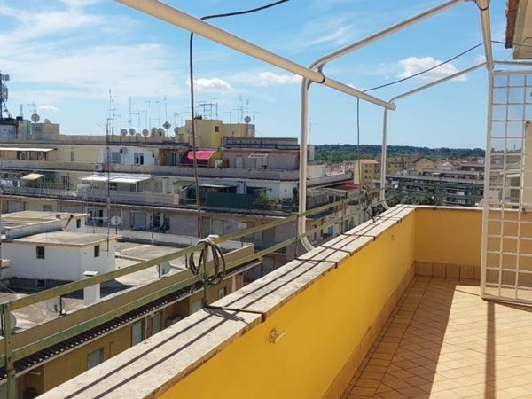 appartamento in vendita a Roma in zona Appio Latino