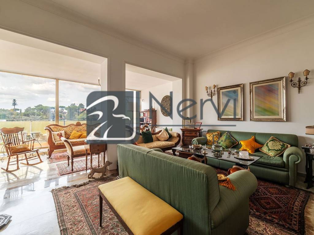 appartamento in vendita a Roma in zona Tomba di Nerone