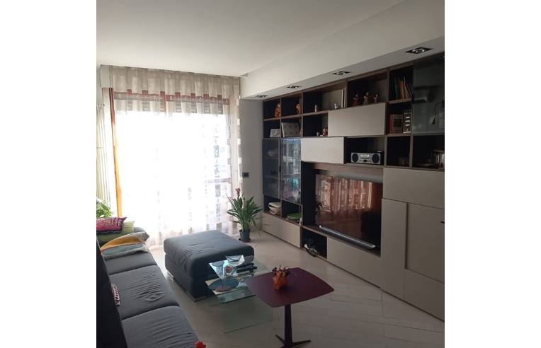 appartamento in vendita a Roma in zona Appio Claudio