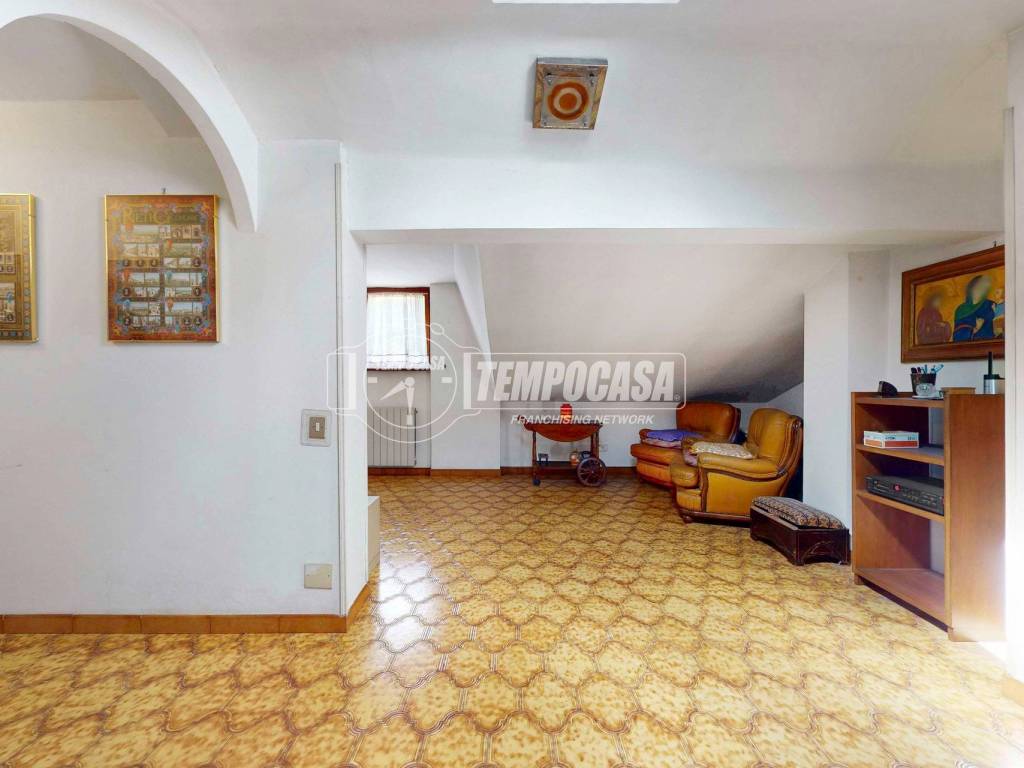 appartamento in vendita a Roma in zona Torrino