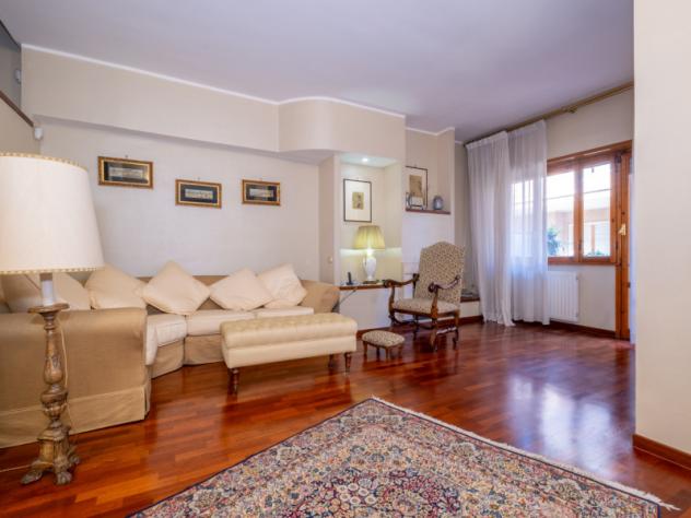 casa indipendente in vendita a Roma in zona Aeroporto di Ciampino