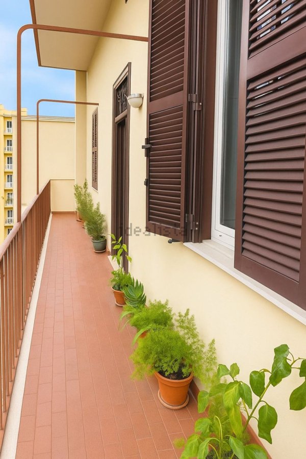 appartamento in vendita a Roma in zona Tuscolano