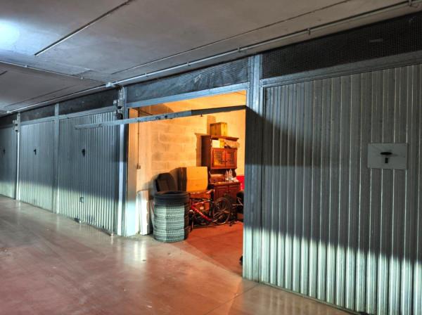 negozio in vendita a Roma in zona Tor Cervara