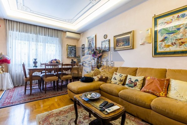 appartamento in vendita a Roma in zona Tuscolano