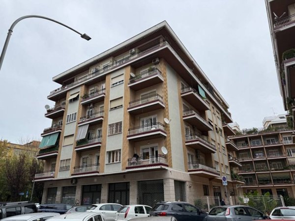 appartamento in vendita a Roma in zona Portuense