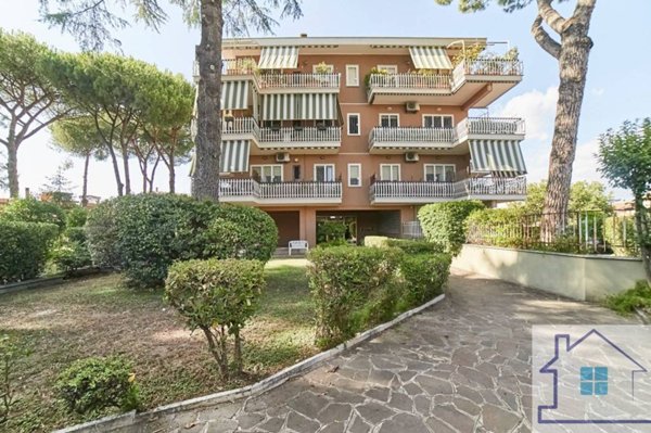appartamento in vendita a Roma in zona Casal Morena