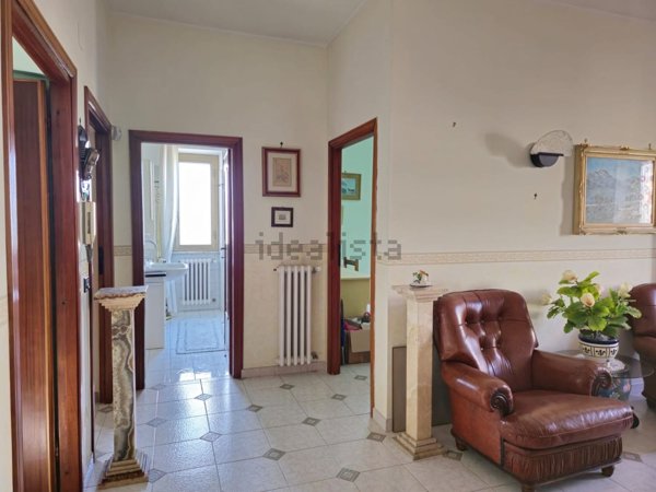 appartamento in vendita a Roma in zona Lunghezza