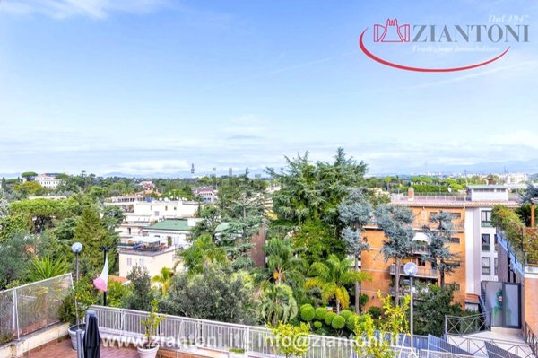 appartamento in vendita a Roma in zona Della Vittoria