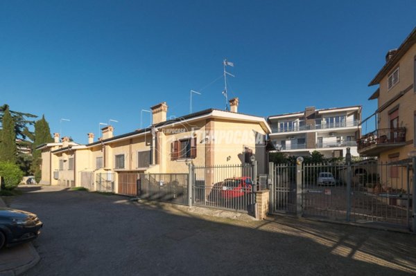 casa indipendente in vendita a Roma in zona Olgiata