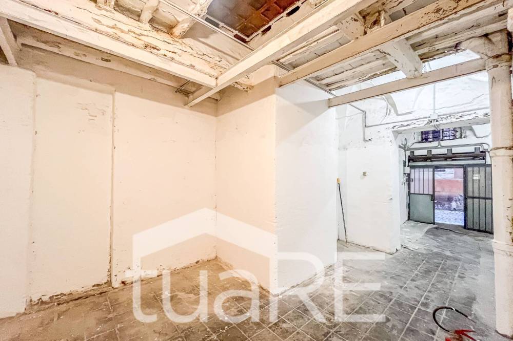 locale di sgombero in vendita a Roma in zona Parione/Sant'Eustachio