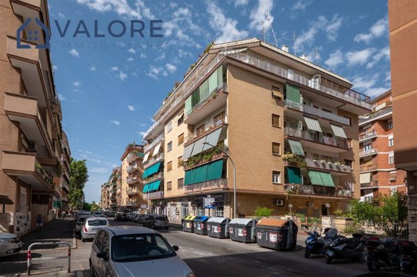 appartamento in vendita a Roma in zona Monte Sacro/Talenti