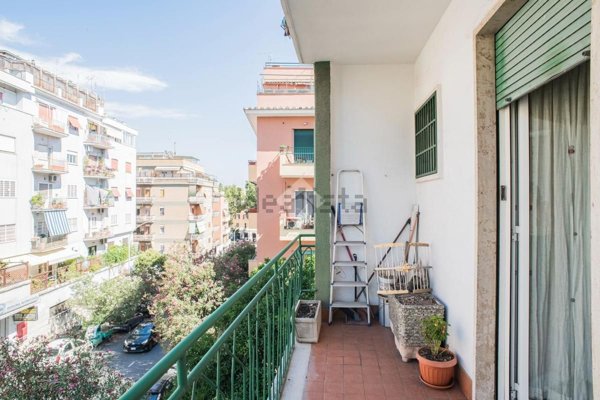 appartamento in vendita a Roma in zona Gianicolense