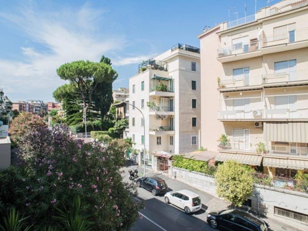 appartamento in vendita a Roma in zona Gianicolense