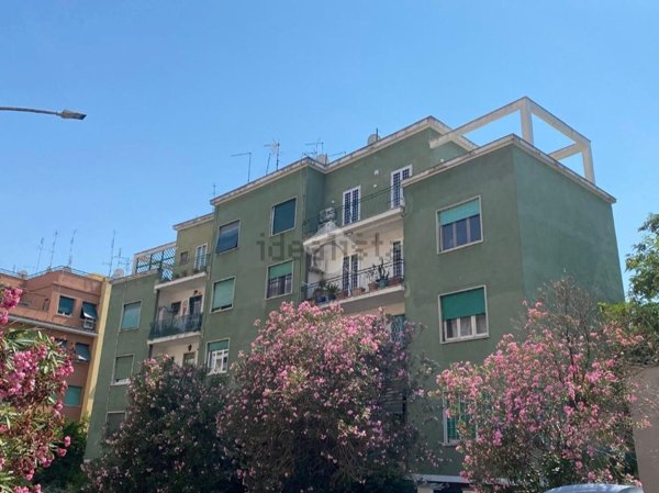 appartamento in vendita a Roma in zona Gianicolense