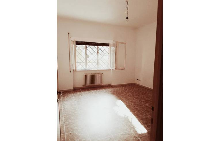 appartamento in vendita a Roma in zona Ostia