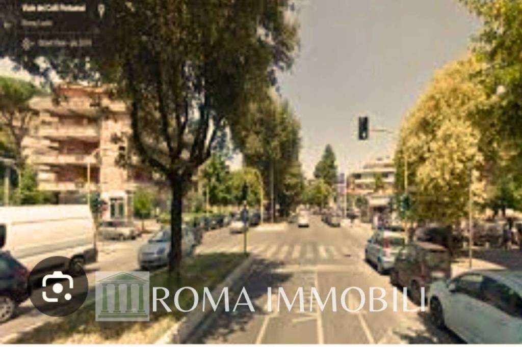 negozio in vendita a Roma in zona Gianicolense