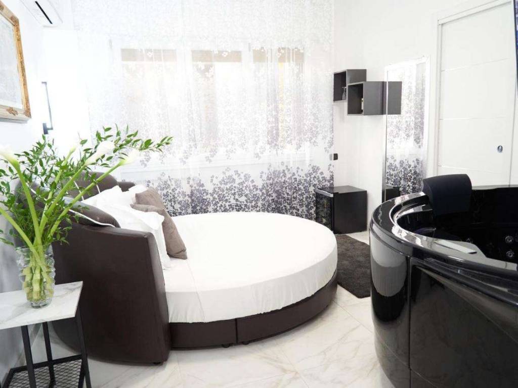 negozio in vendita a Roma in zona Aurelio