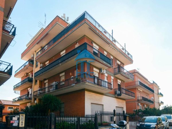 appartamento in vendita a Roma in zona Portuense