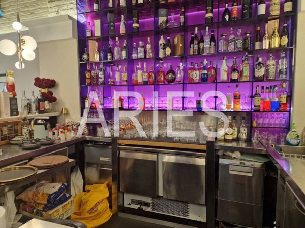 negozio in vendita a Roma in zona Ludovisi/Sallustiano