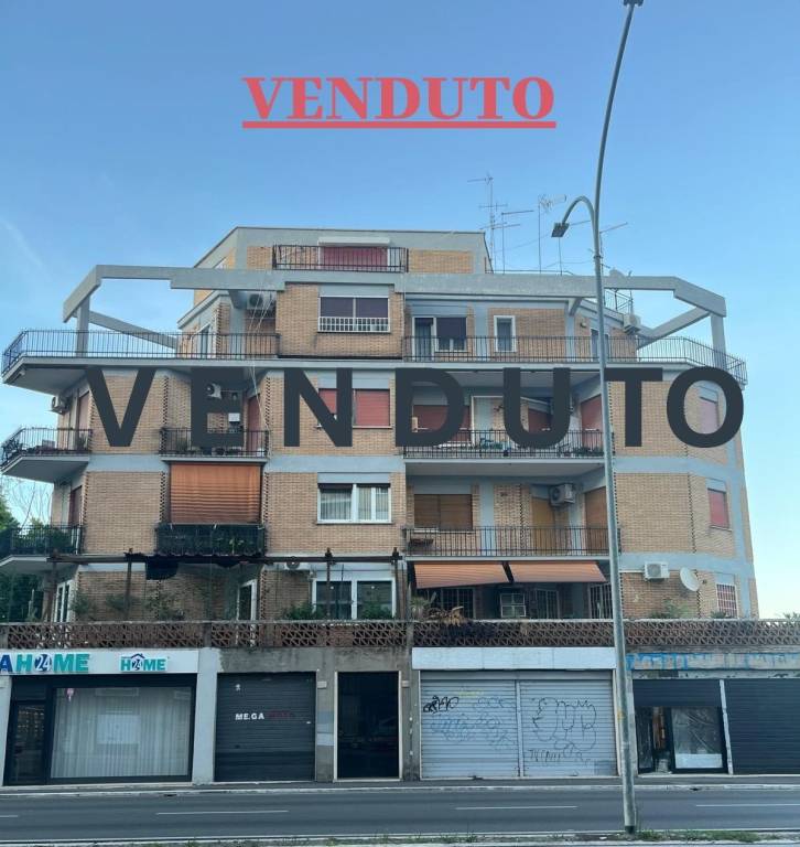 appartamento in vendita a Roma