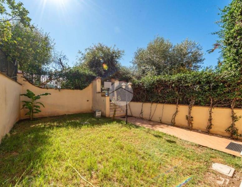 casa indipendente in vendita a Roma in zona Borghesiana