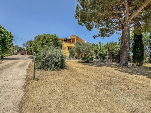 casa indipendente in vendita a Roma in zona Cesano