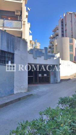 negozio in vendita a Roma in zona Ardeatino