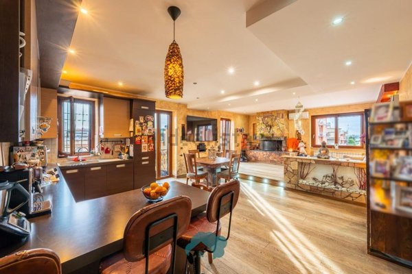 appartamento in vendita a Roma in zona Tor Vergata/Torrenova