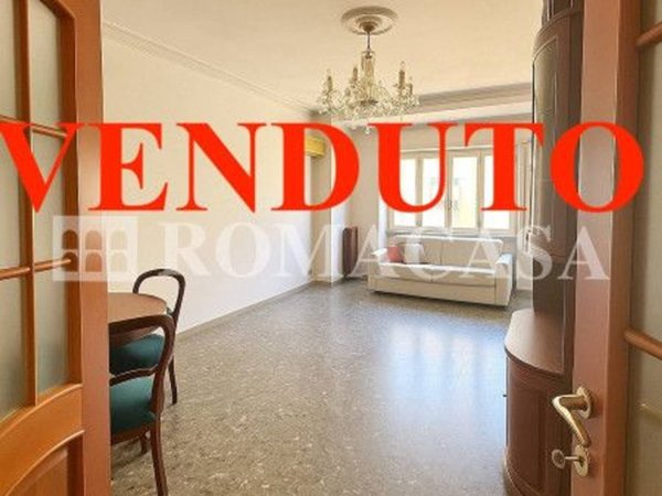 appartamento in vendita a Roma in zona Ostiense
